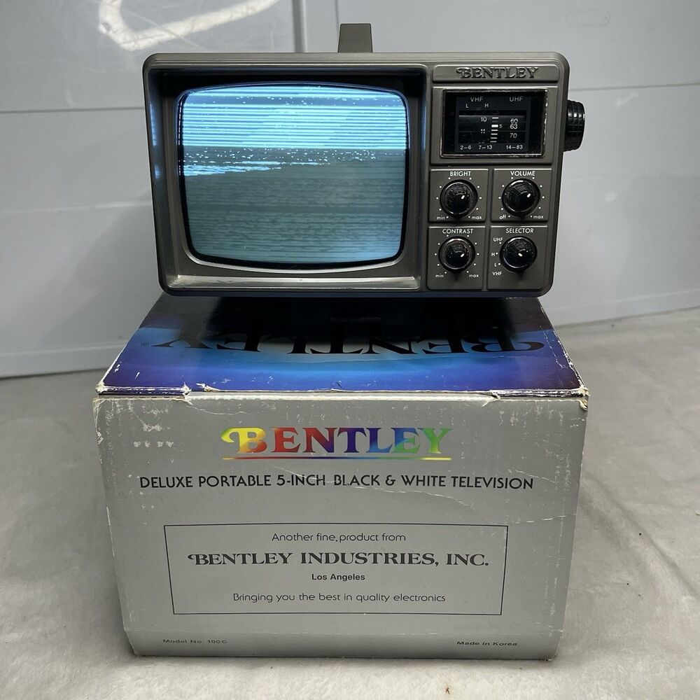 Bentley 100C Deluxe Portable 5-Inch B&W TV ORIGINAL BOX Turns On (No Power Cord)